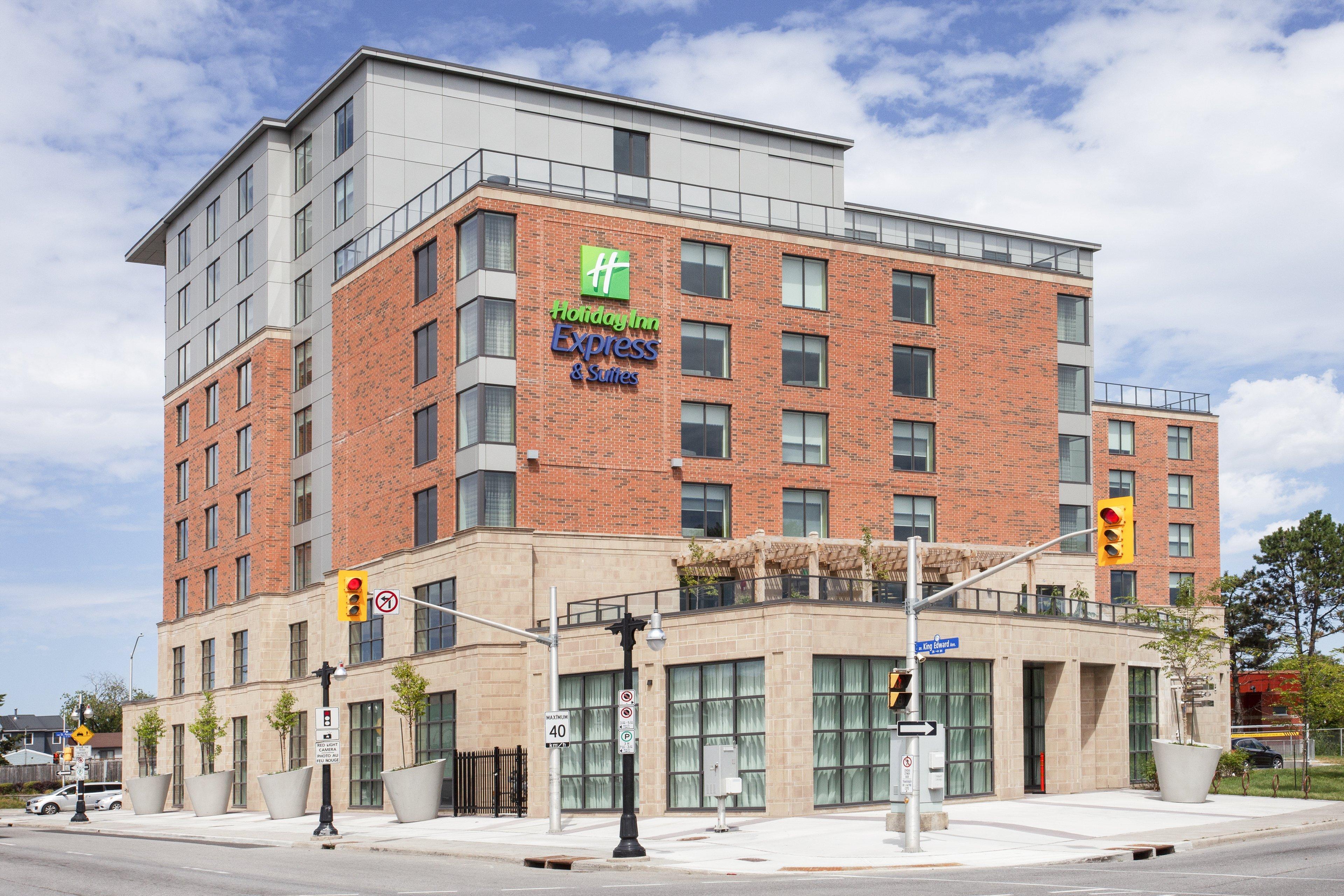 Hotel Express & Downtown East By Ihg 3*